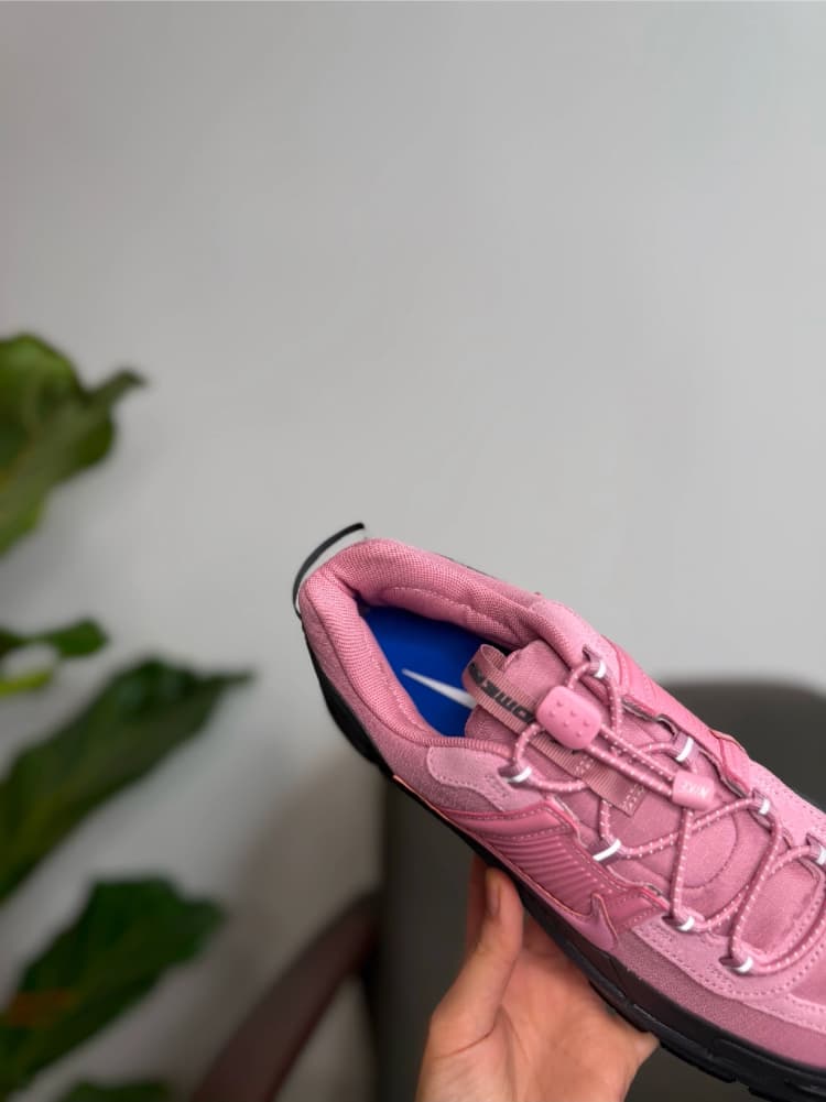 Кросівки жіночі Nike W Zoom Vomero Roam 'Elemental Pink Anthracite' HQ2181-003