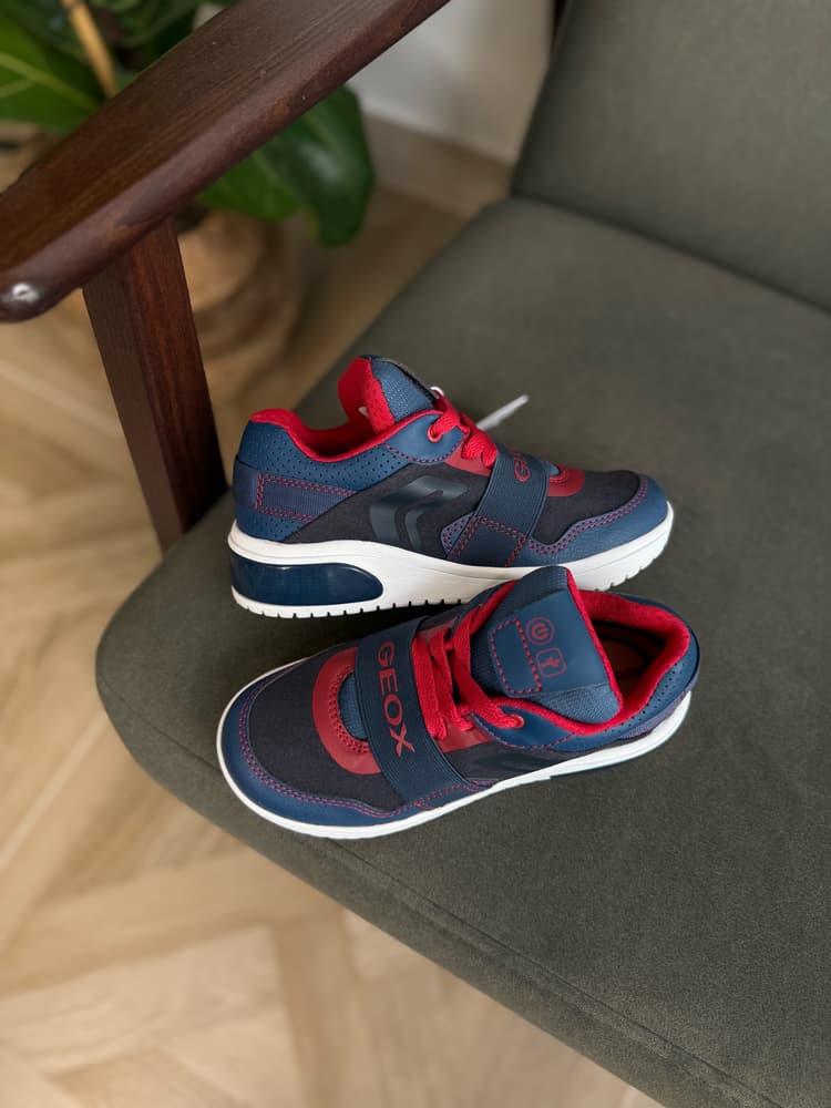 Кросівки Geox J927QB0AUFH-C0735