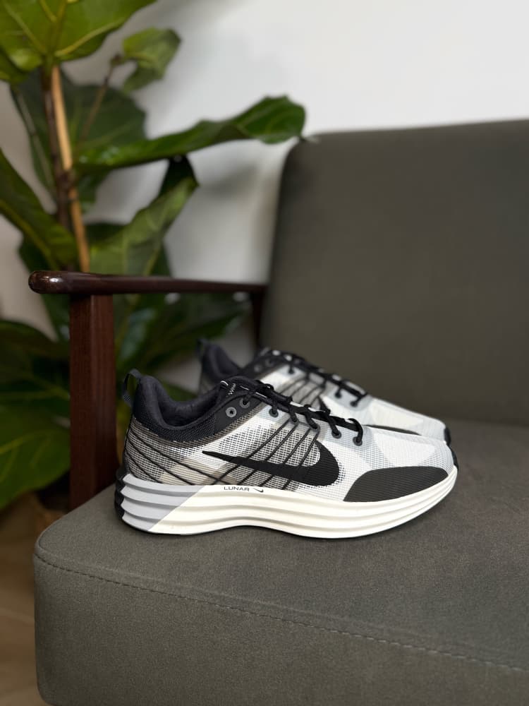 Кросівки чоловічі Nike Lunar Roam Grey DV2440-005